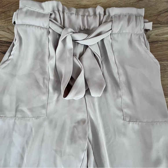 ZAFUL Belted Beige Lightweight Pants Size 6 - Picture 3 of 5